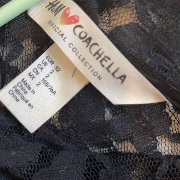 H&M Top - Picture 4 of 4